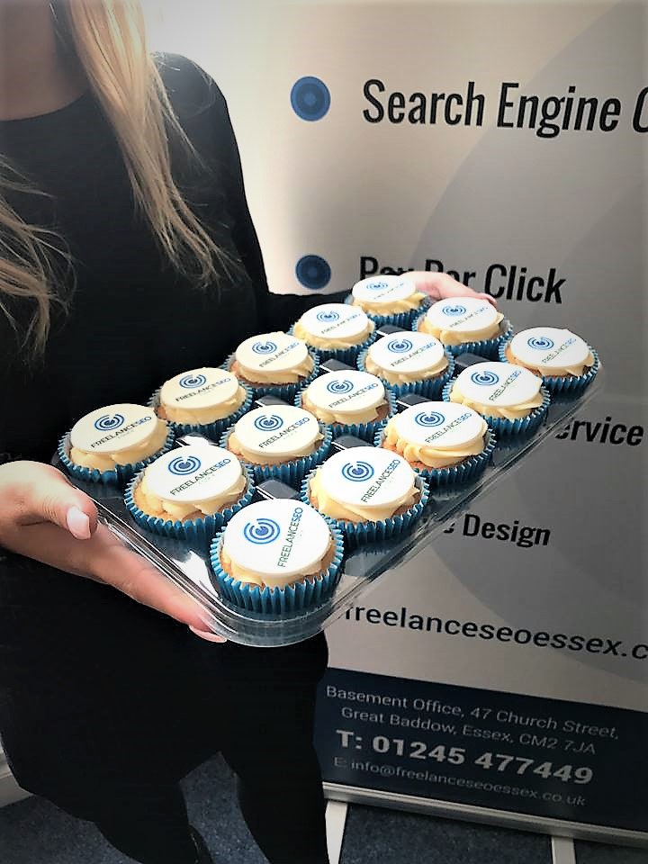 logo cupcakes